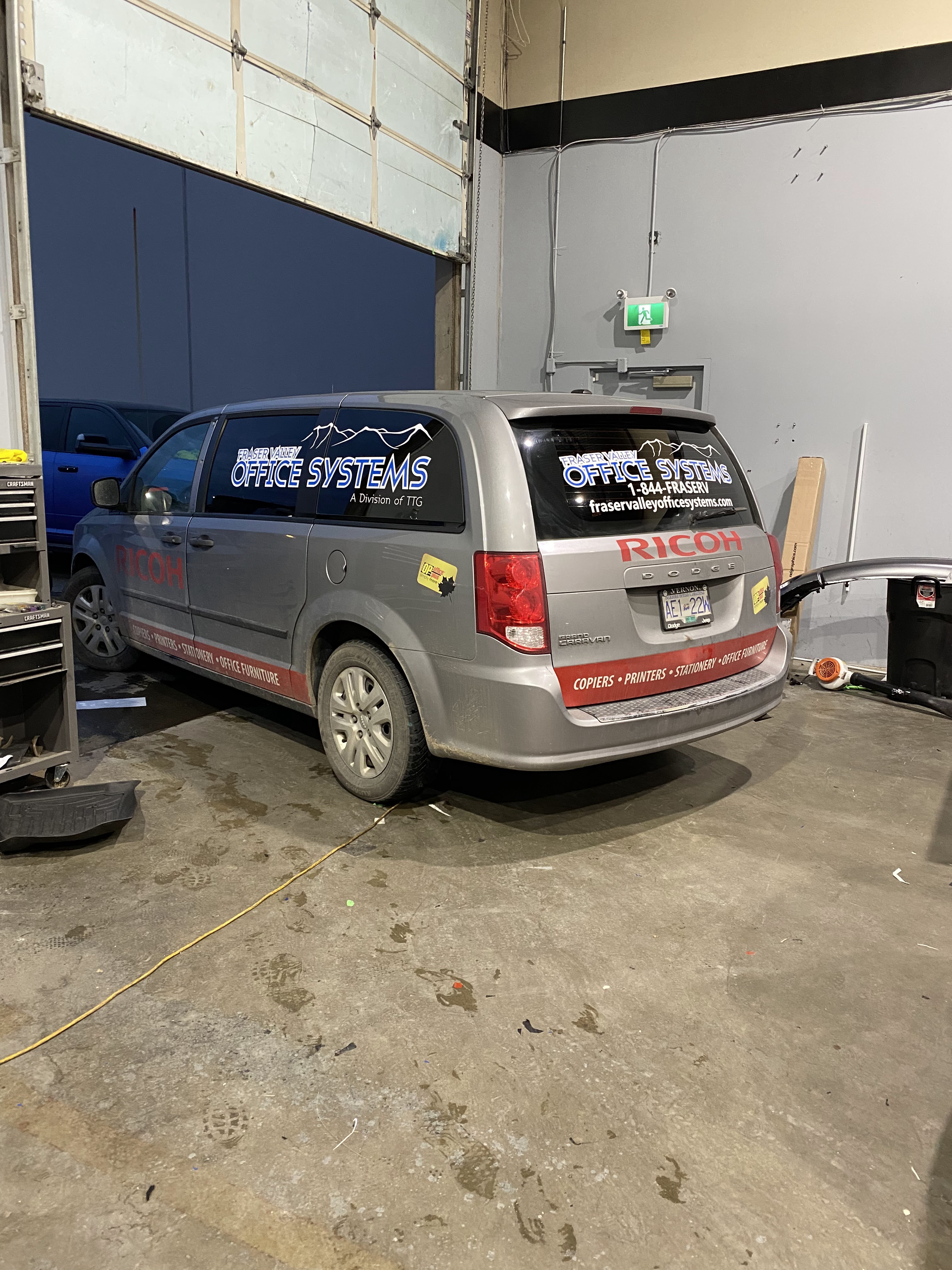 dealer logo